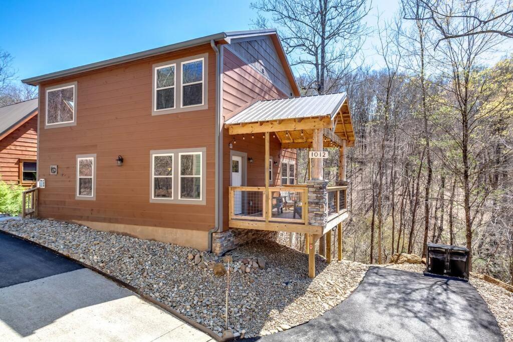 Dancing Bear Cabin- Relax & Enjoy! Sevierville Exterior photo